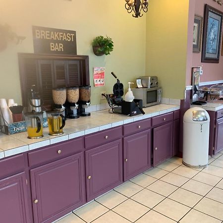 Lincoln Inn Express Hotel And Suites Oklahoma City Bagian luar foto