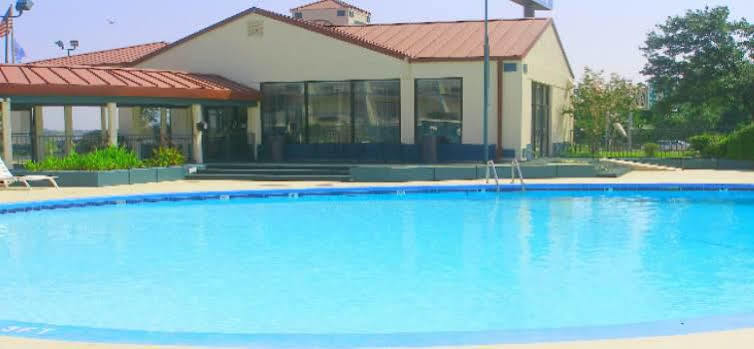 Lincoln Inn Express Hotel And Suites Oklahoma City Bagian luar foto