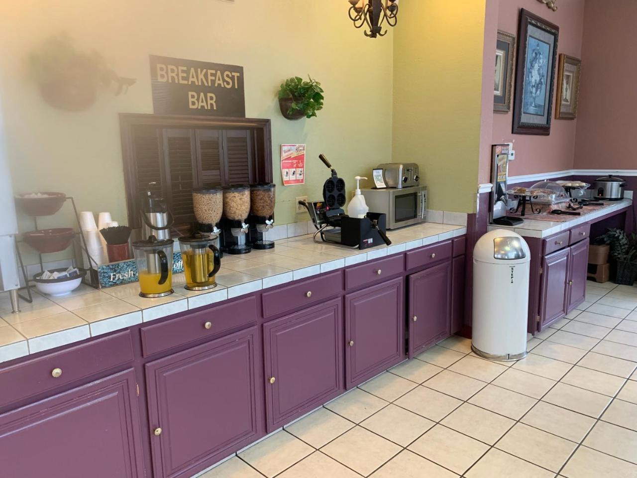 Lincoln Inn Express Hotel And Suites Oklahoma City Bagian luar foto